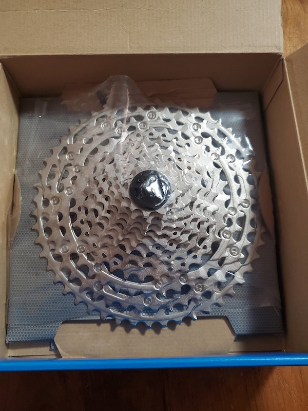 shimano deore 12 speed cassette weight