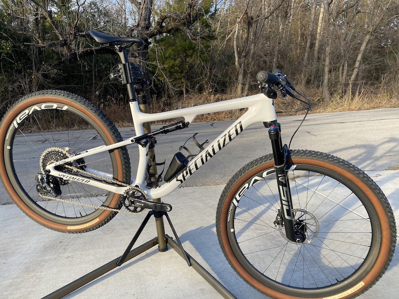 specialized 2021 epic