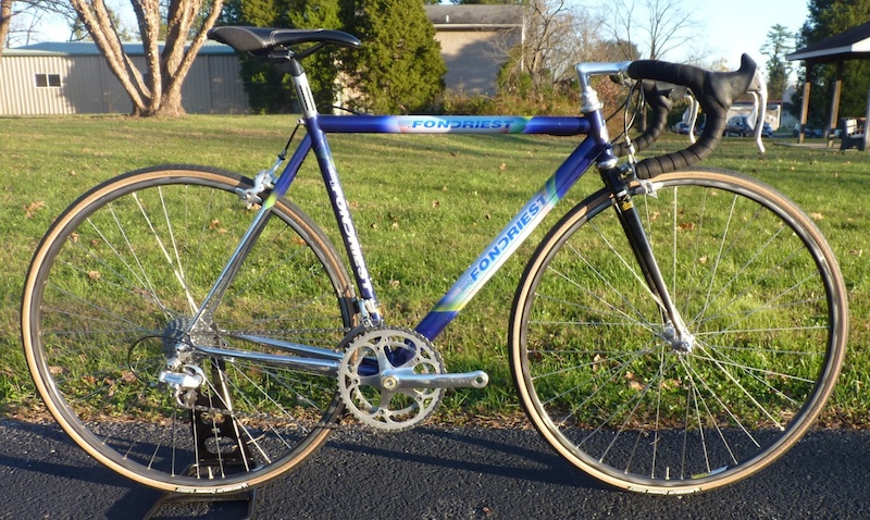 Mid-1990s FONDRIEST X Status 50cm For Sale