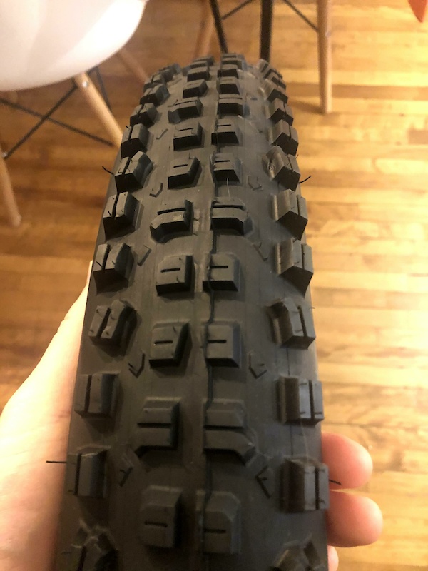 pair-of-surly-dirt-wizard-27-5-x-3-0-brand-new-for-sale