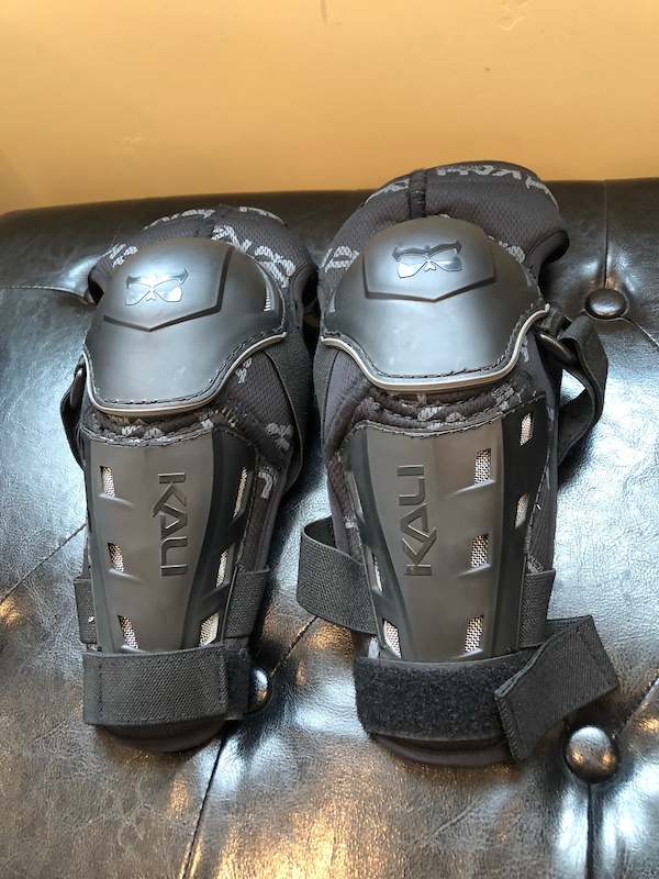 Kali Elbow Pads size small For Sale