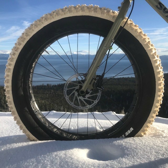 2019 new 26x5.05 Vee snowshoe xl for trade For Sale