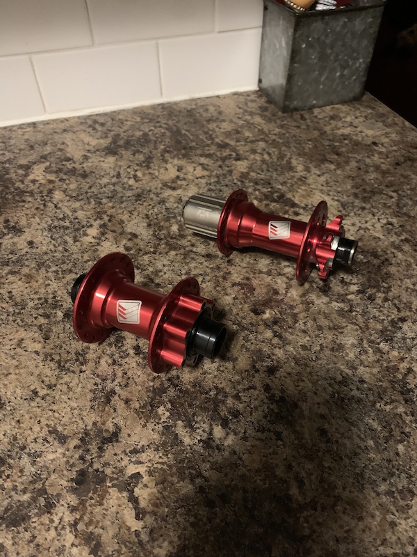 Novatec Red Annodized Hubs For Sale