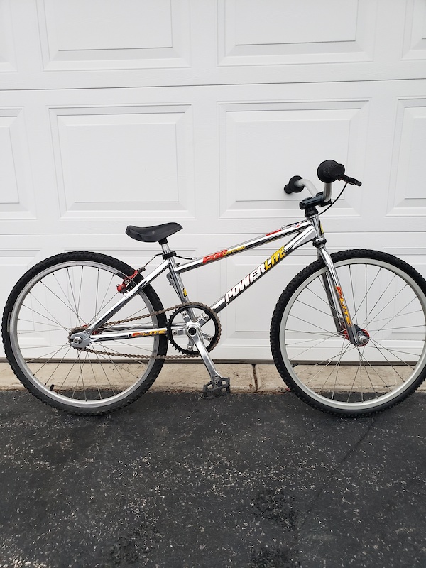 Powerlite 2024 mini bmx