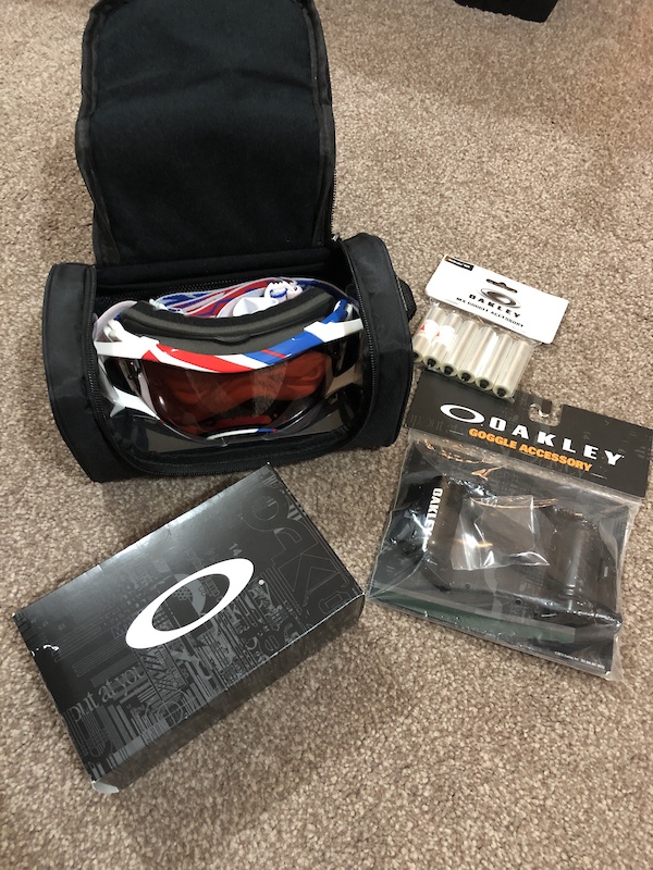 oakley airbrake roll off