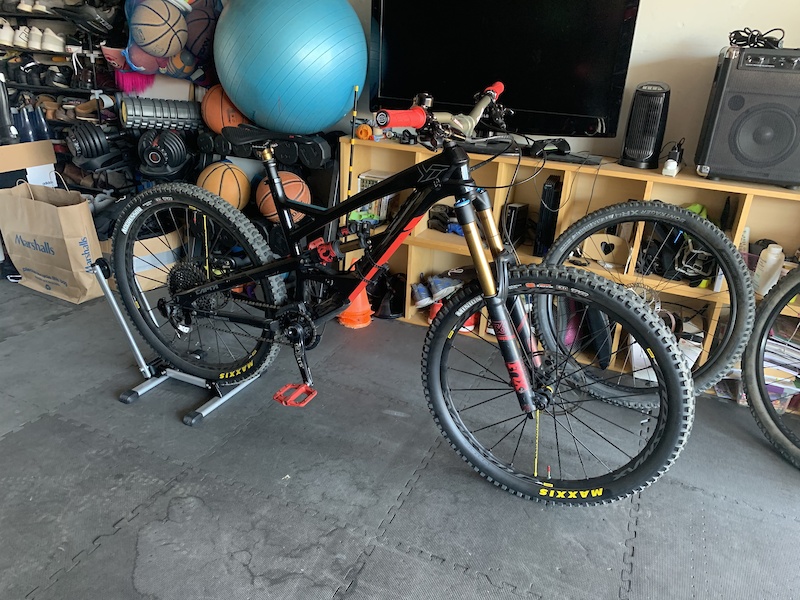 2017 yt capra cf pro