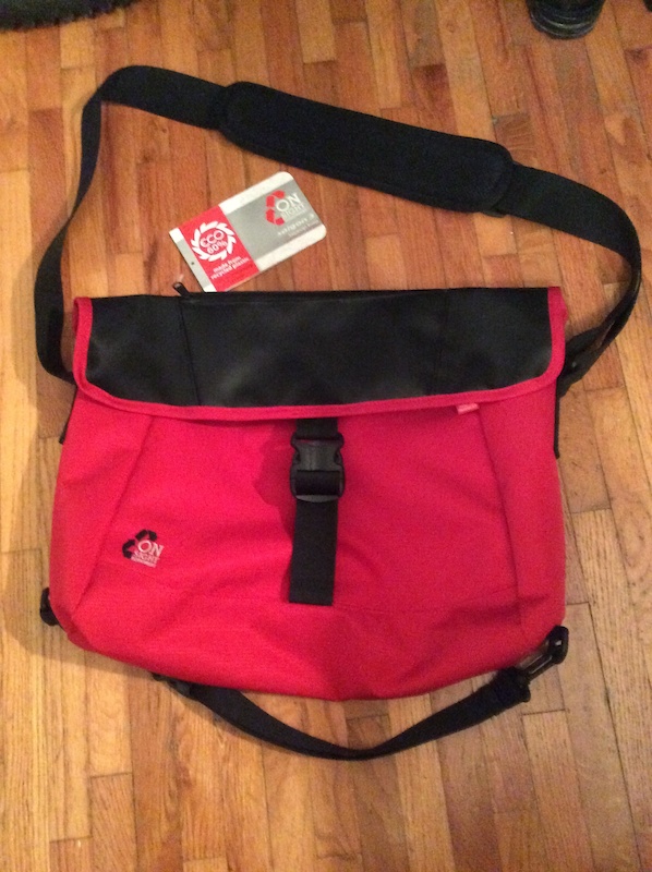 2020 On Sight Messenger Bag For Sale