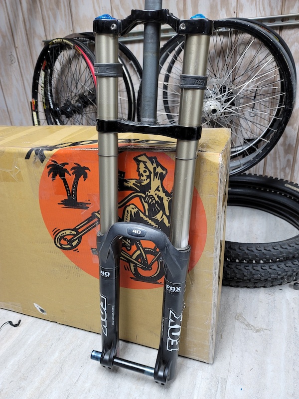 fox stanchion replacement