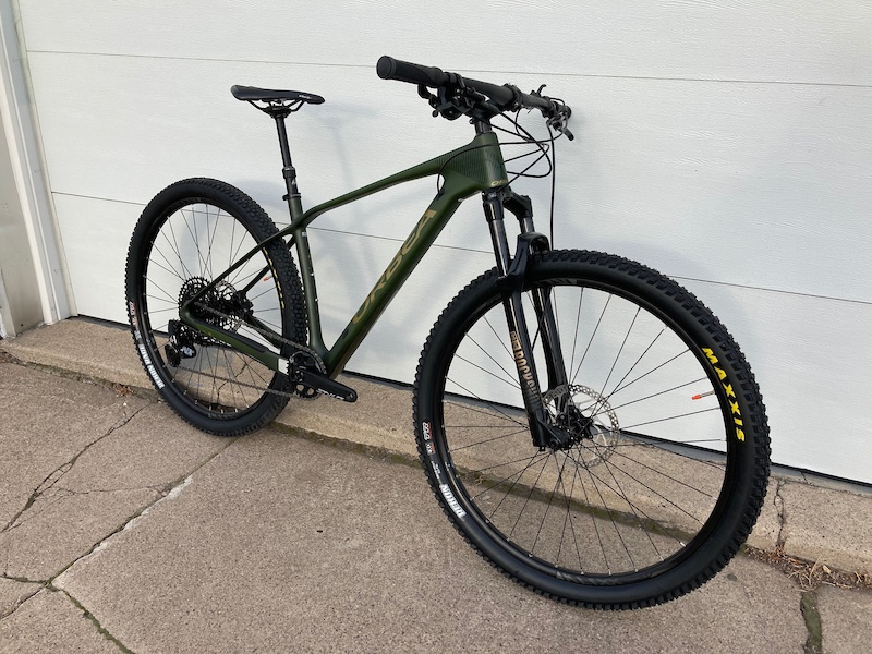 2020 Orbea Alma Carbon 29