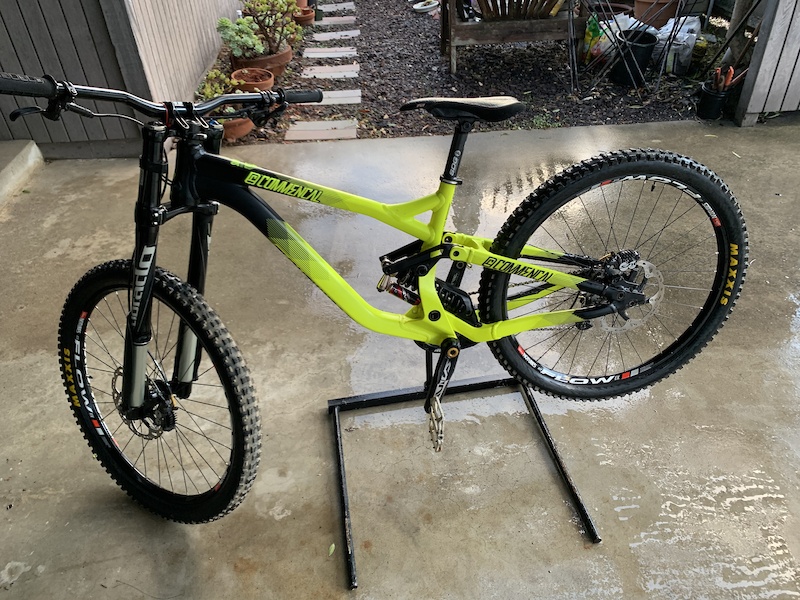 2016 Commencal Supreme V3 For Sale