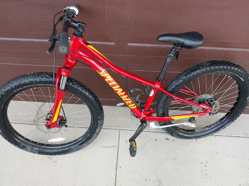 Specialized riprock 2025 24 candy red