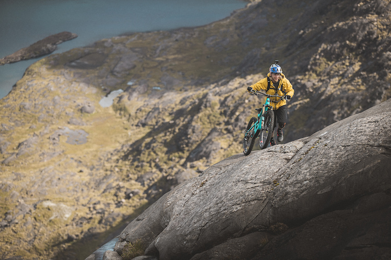 Must Watch: Danny MacAskill Rides Skyeu0027s Super Steep Slabs - Pinkbike