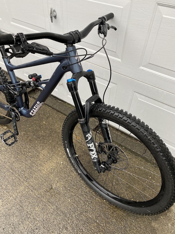 2021 specialized status for sale