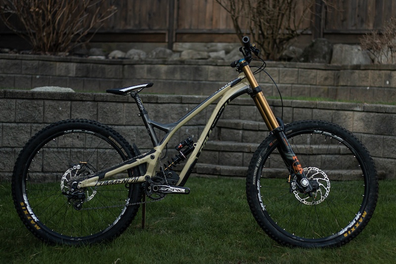 commencal dh 2019