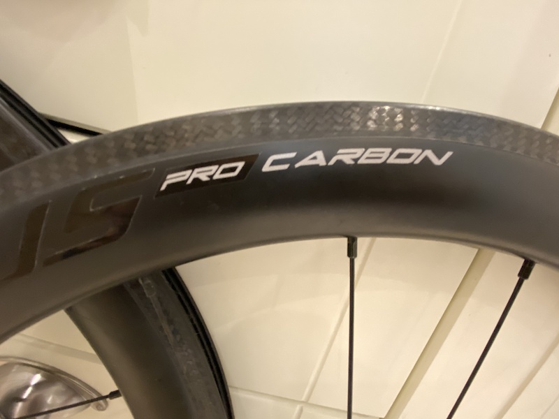 Zuus pro on sale carbon wheels