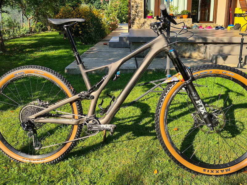 2020 Specialized STUMPJUMPER EVO COMP 