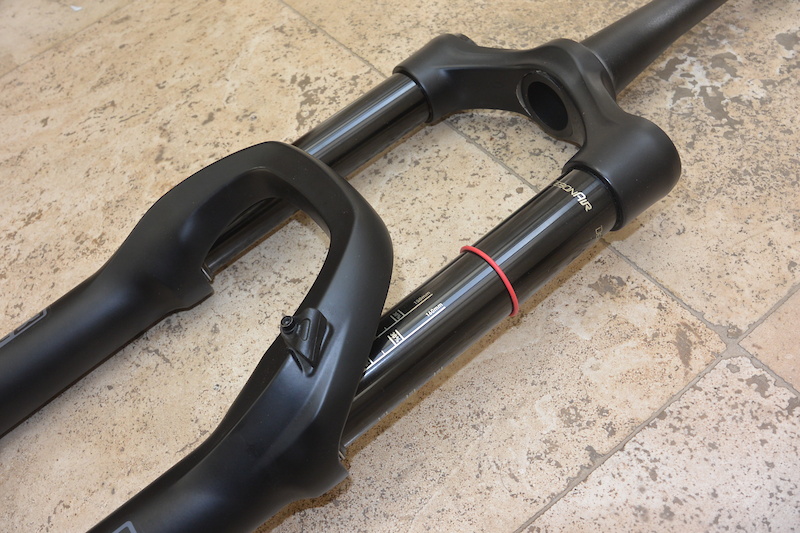 RockShox Yari RC DebonAir 160 Boost Fork - 29/27.5+ - 2018