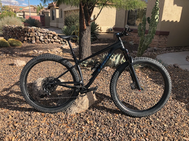 2020 trek stache
