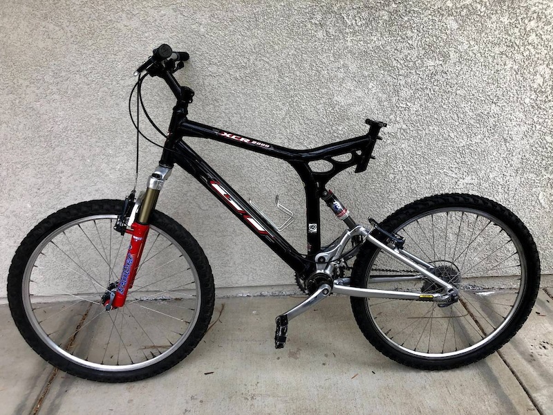 1999 GT XCR 2000 Full Suspension Mountain Bike For Sale