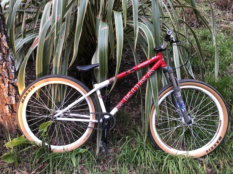 2008 Great Condition Kona Shonky Dirt Jumper with Upgrades! For Sale