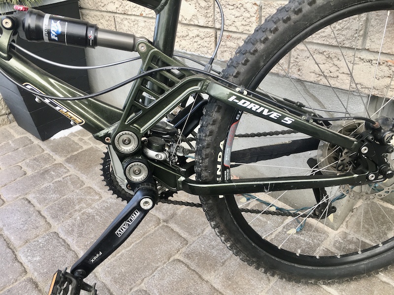 2006 GT i-Drive 5 3.0 Freeride Bike Size 17