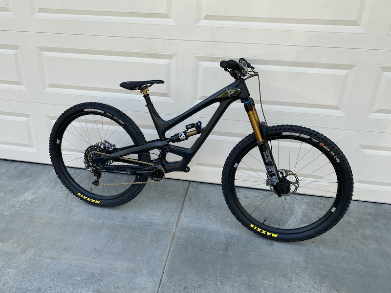 2019 yt capra pro