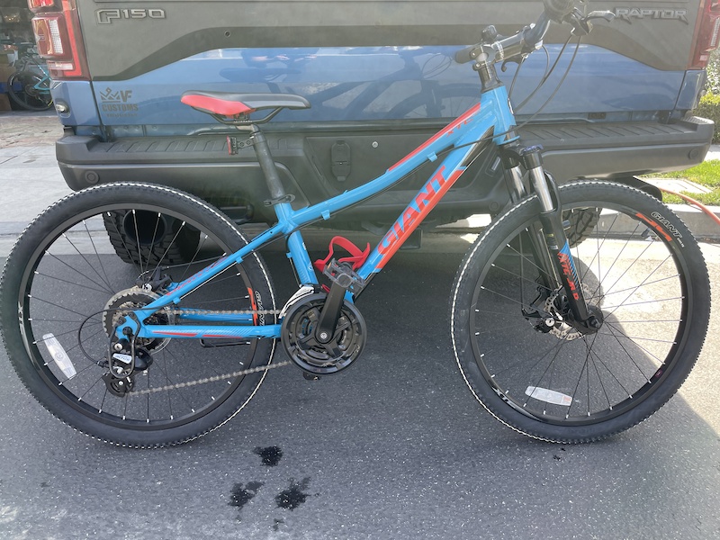 giant mountain bikes for sale near me