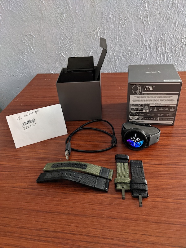 garmin venu round