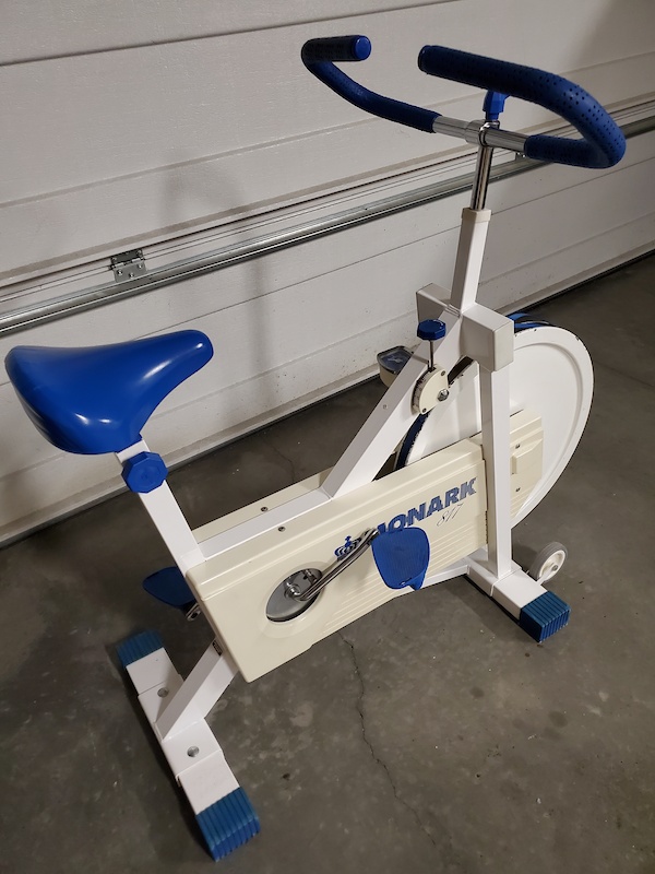 Monark on sale exercise bike