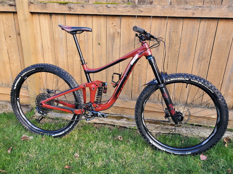 race face chester green