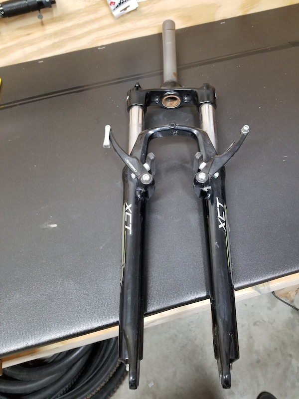 2016 Sr Suntour XCT fork lockout For Sale