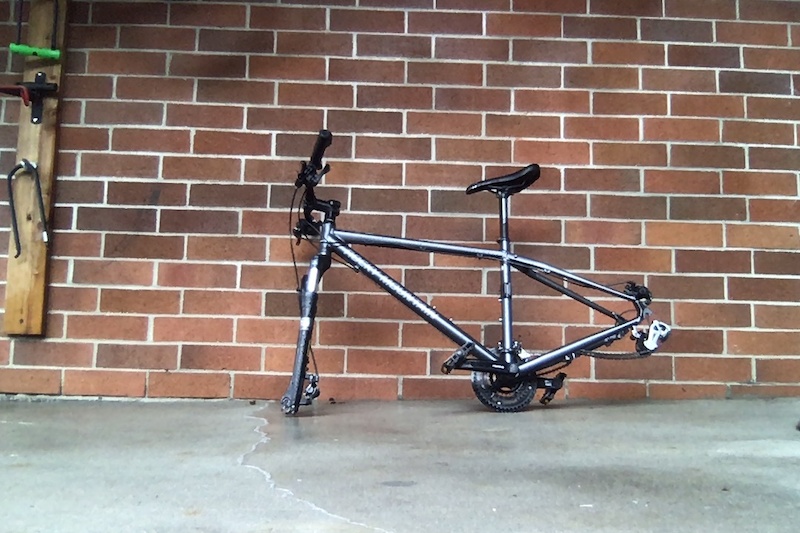 2018 Rocky Mountain Hybrid Bike Without Wheels For Sale