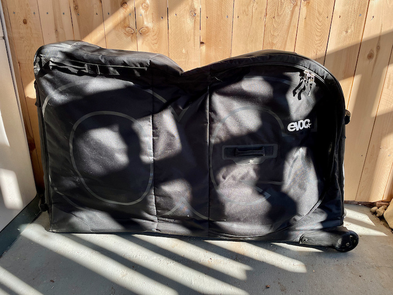 2018 EVOC Travel Bag Pro Bike Bag with Stand For Sale