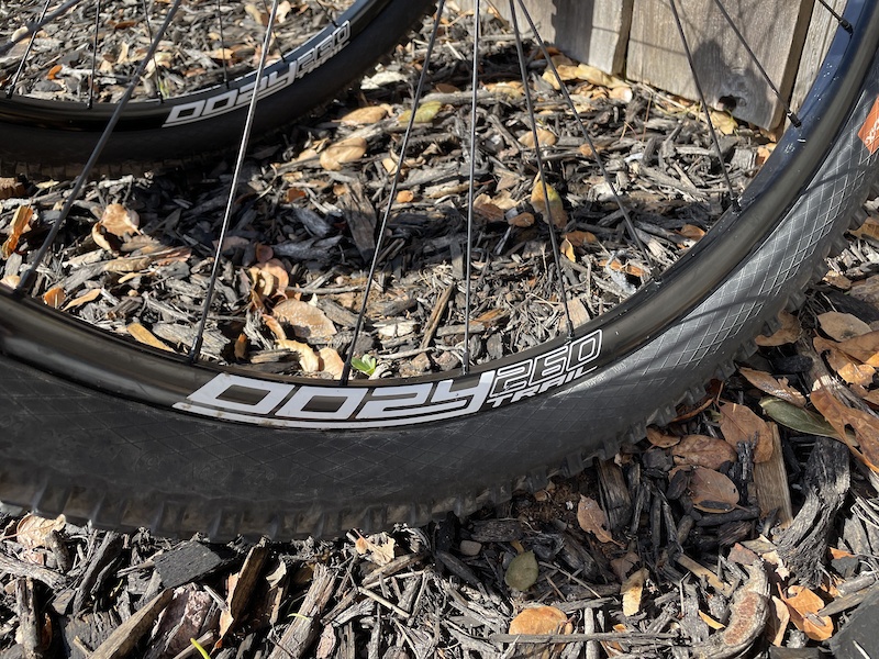 2016 Spank Oozy Trail 260 Evo - 29er wheelset - non-boost For Sale