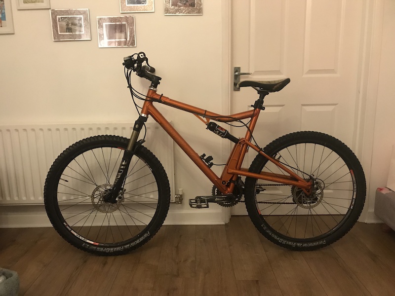 Santa Cruz superlight XC Full Suspension bike For Sale