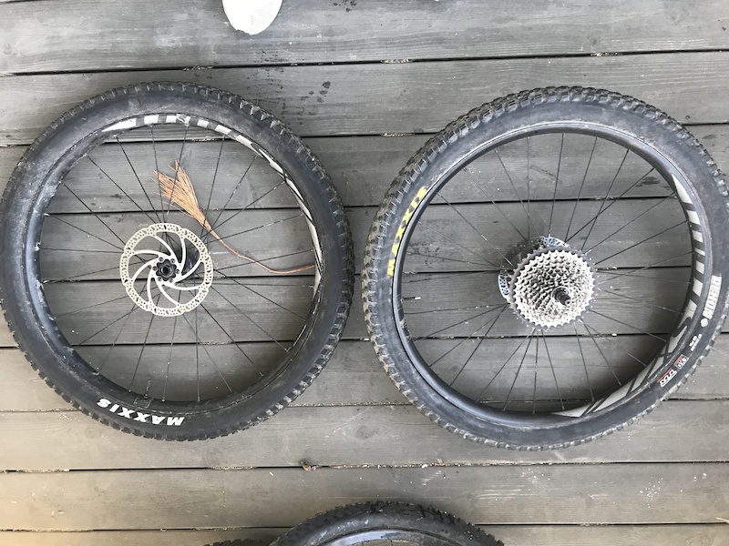 Stout trail on sale sl wheelset