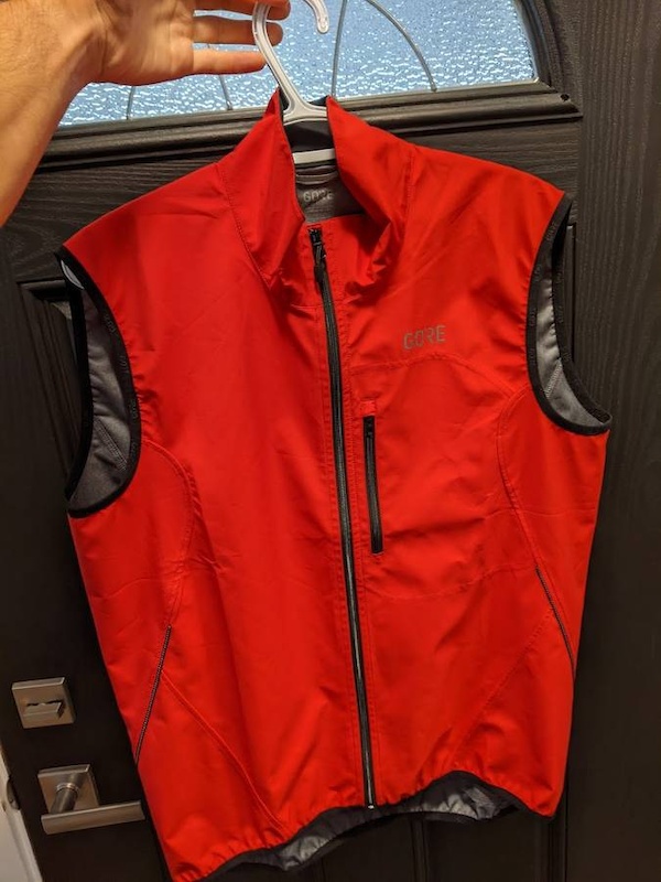Gore Wear C3 Windstopper Cycling Vest (Large) For Sale