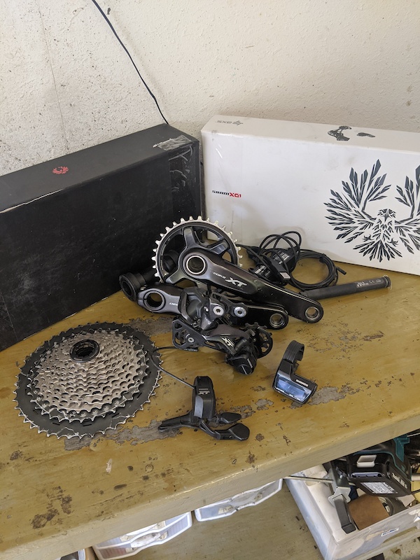 Shimano XT Di2 complete drivetrain For Sale