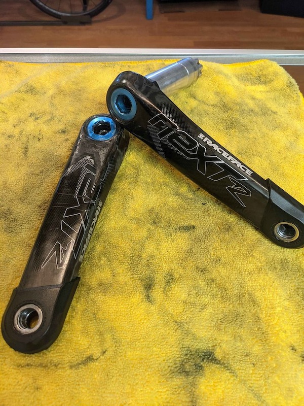 2018 RaceFace Next R Carbon Cranks For Sale