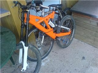 My new COYOTE DH3 DH rig,
what you guys think??