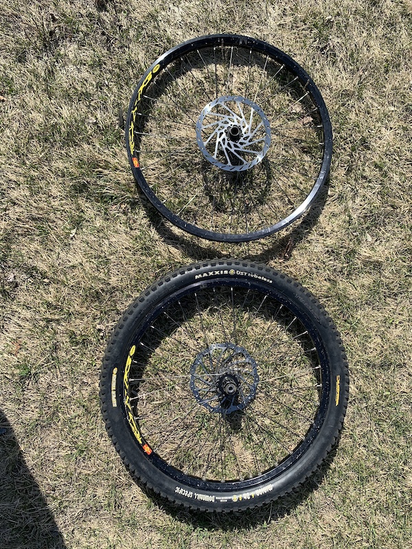 Lot De 32 Bouchons à Rayons Mavic EX823 / Deemax - 9mm - Alliage 6 étoiles