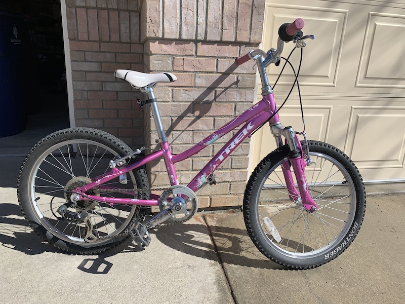 trek mt60 pink