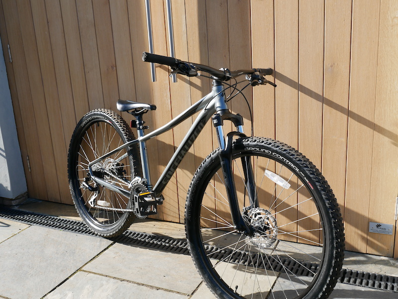 specialized pitch 2018 specs