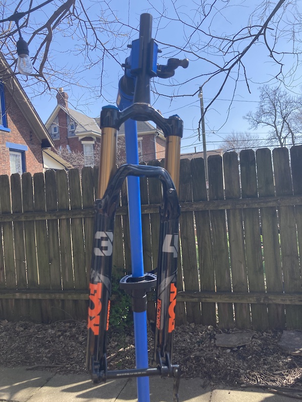 ale master bib shorts