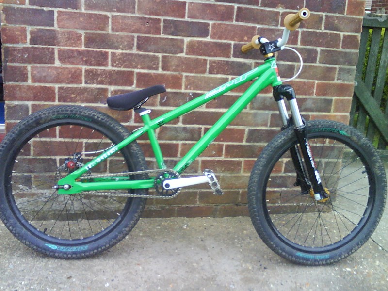 Sprayed bars. and front part of stem
