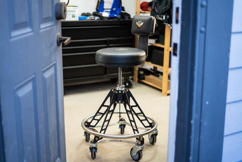 Vyper Chair's Ultimate Shop Stool - Elevated Steel Max