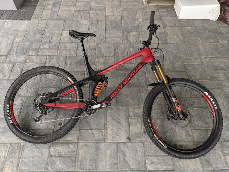 Rocky Mountain Slayer (Fox Factory 36/DHX2/ZEE) For Sale