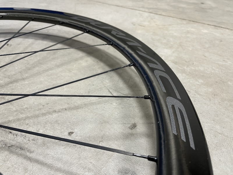 Dura ace hot sale c40 tubeless