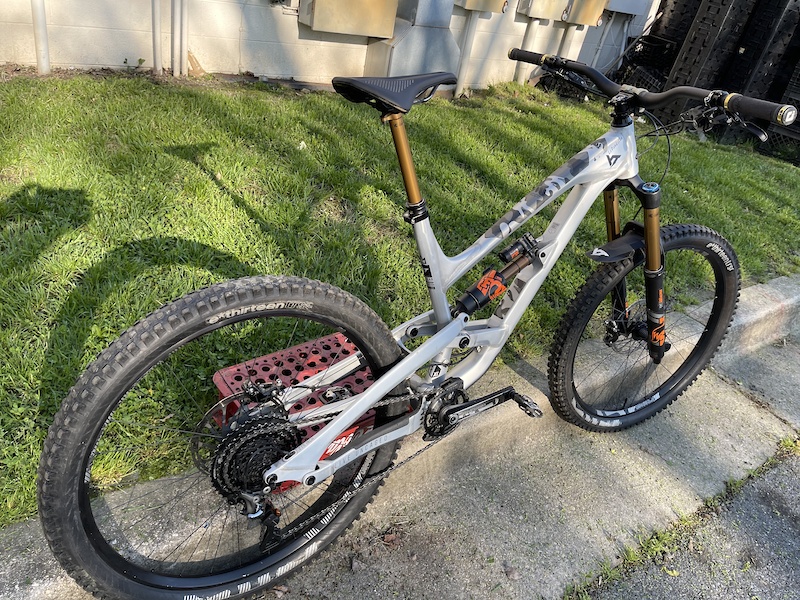 2019 Yt industries Capra all limited edition For Sale