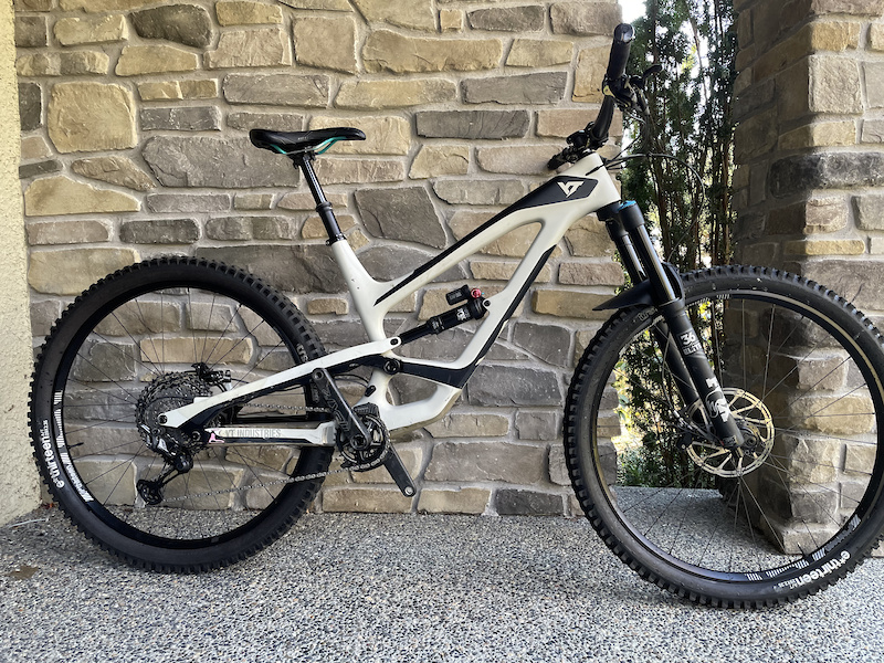 2019 yt capra 29 review